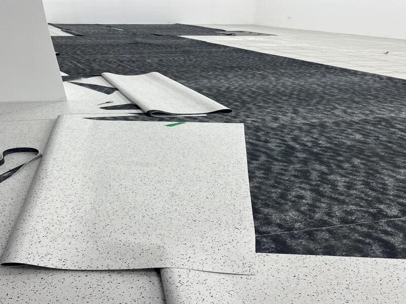 teste da resistência dos ladrilhos ESD na fábrica